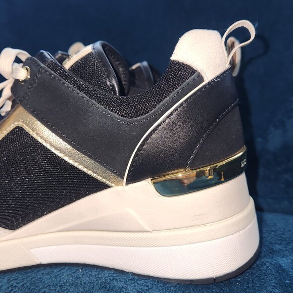 NWOT Michael Kors  Lace-Up Sneakers – Women’s Size 7M Black, Gold & Cream - Picture 11 of 16